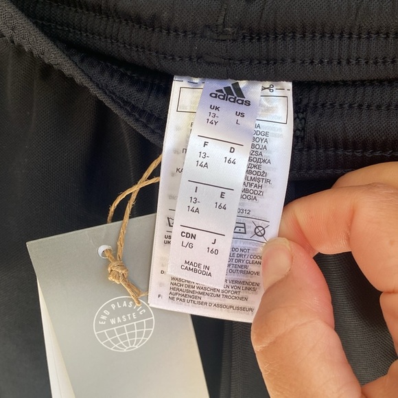 🆕 Adidas Kids Parma 16y Shorts - Picture 6 of 7